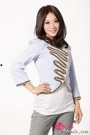 爱朵女孩个人资料,青春活力，音乐梦想的闪耀新星