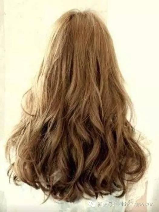 发尾卷发图片