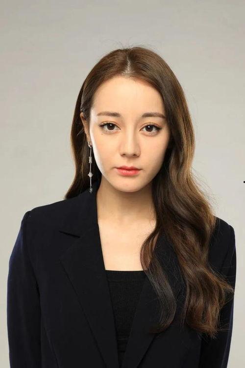 迪丽热巴正脸图片,惊艳众生